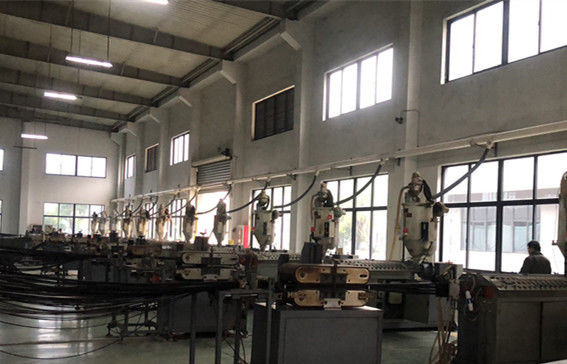 Suzhou Polywell Engineering Plastics Co.,Ltd dây chuyền sản xuất